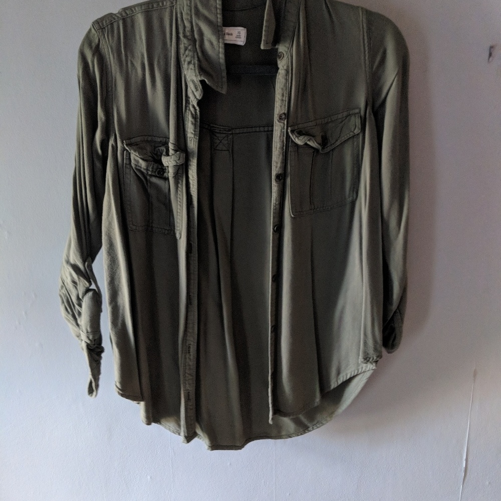 Abercrombie & Fitch button down shirt Olive Green
